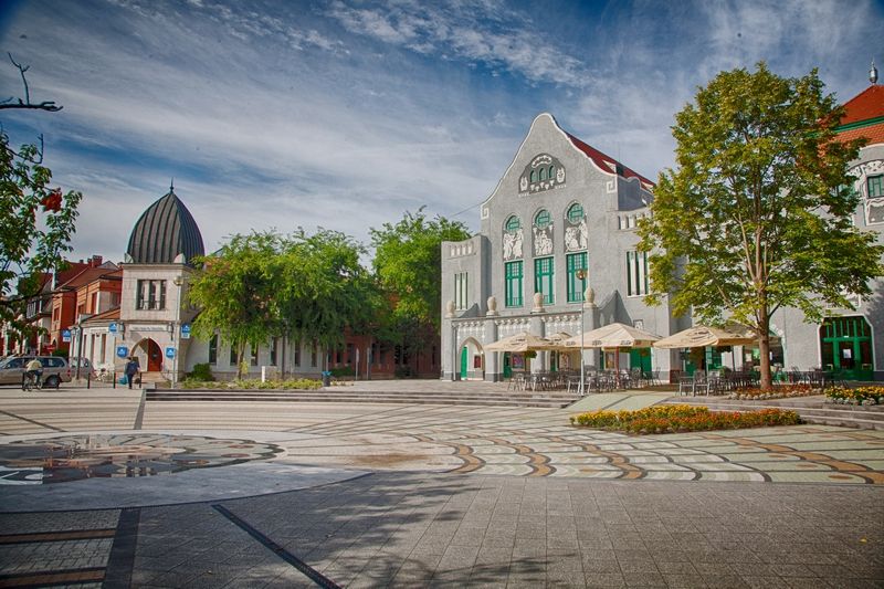 Atlétikai verseny a főtéren