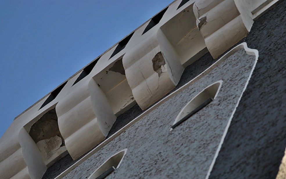 Omladozik a felújított torony