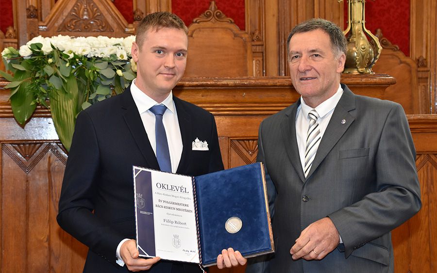 Átvette az év polgármestere díjat  Fülöp Róbert