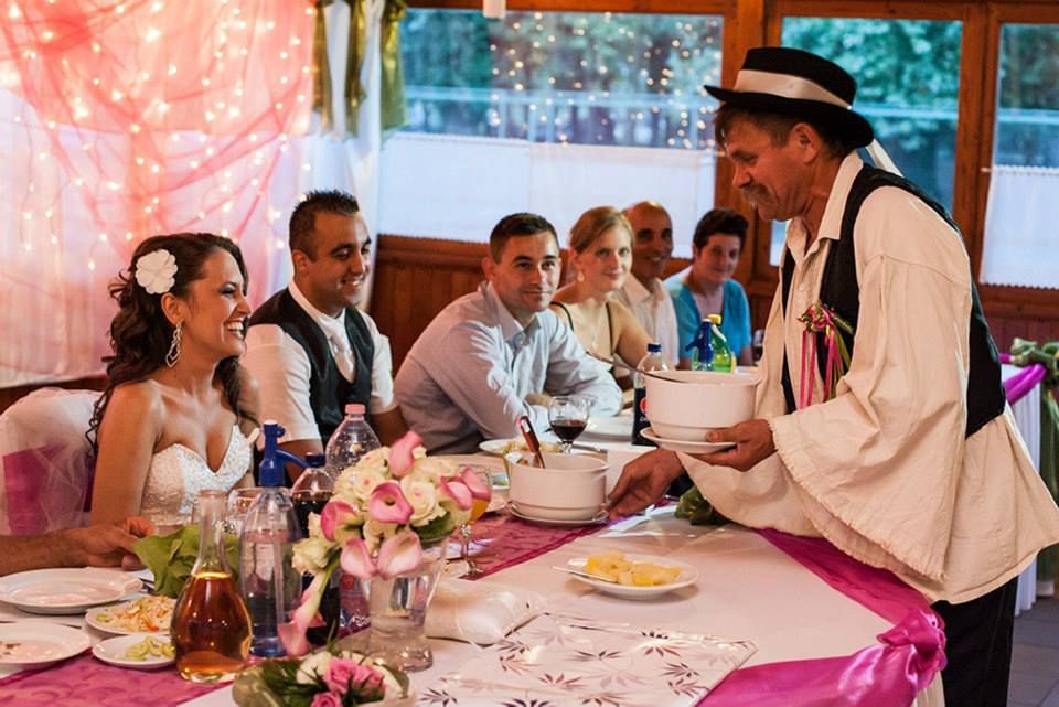 Józsi, a legbolondosabb vőfély