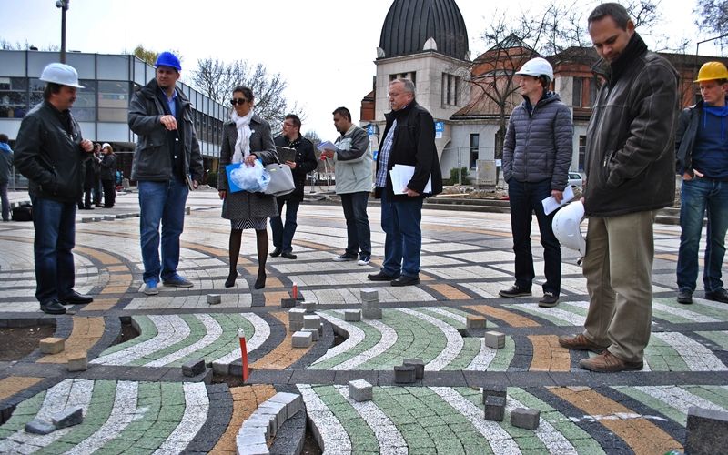 (►) Április végére kész?