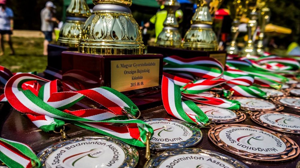 Éremhalmozó Szitakötők