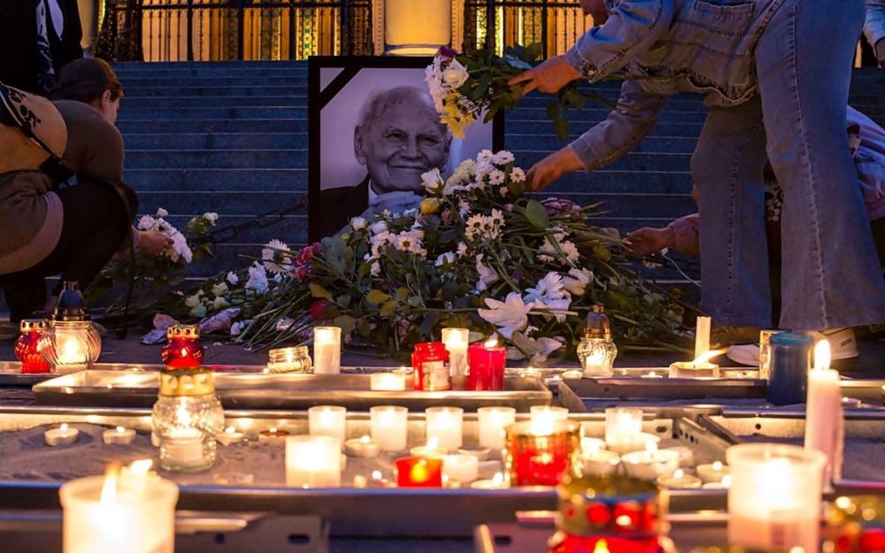 November 6-án temetik Göncz Árpádot