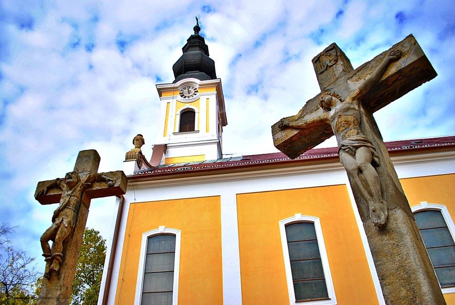 Hálaadó mise a templomfelújításért