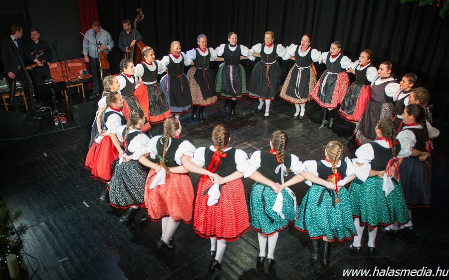 Vastaps a Halas Táncegyüttes gáláján