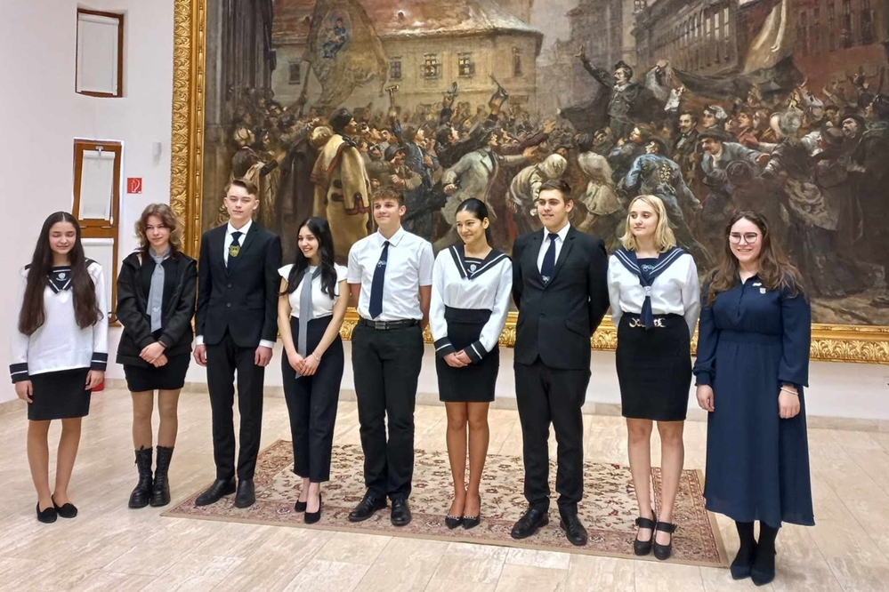 Hatvani 16. alkalommal