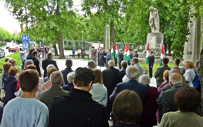 A hősökre emlékeztek