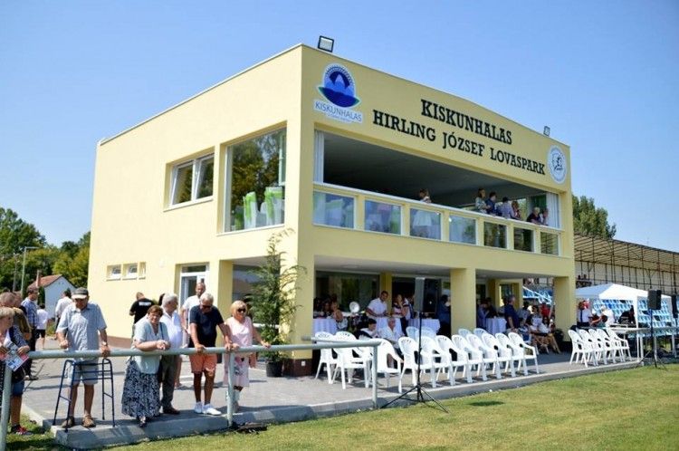 Szabadidős díjugrató lovasverseny