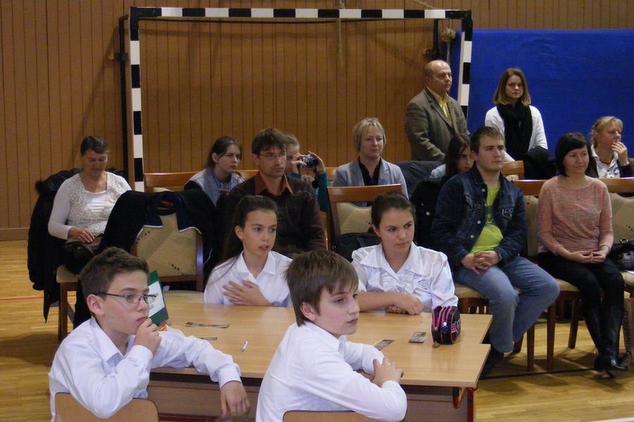 Meglelni hont a hazában