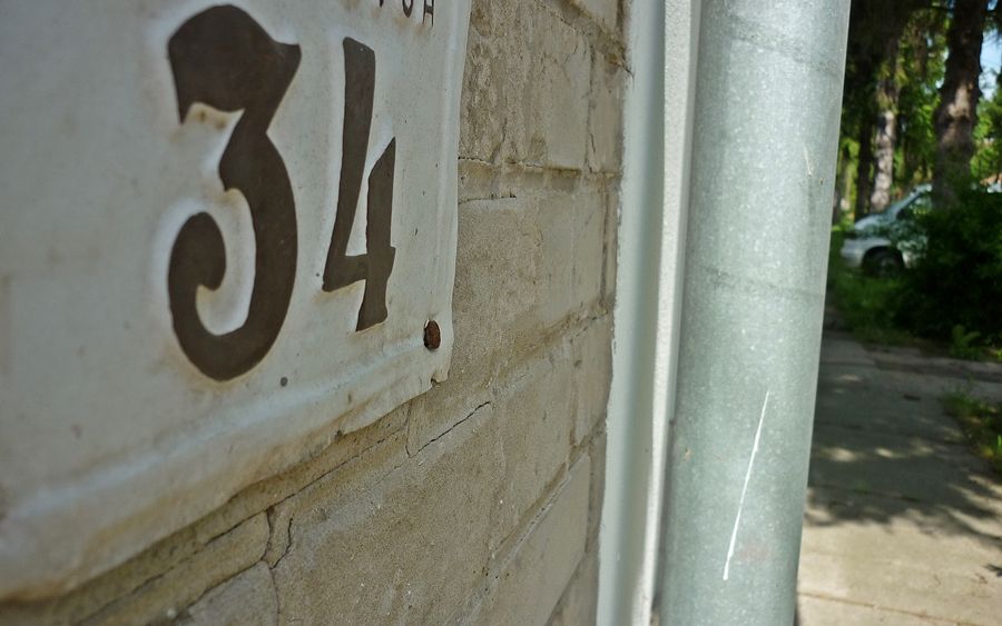 Ellenőrzik a házszámokat Halason