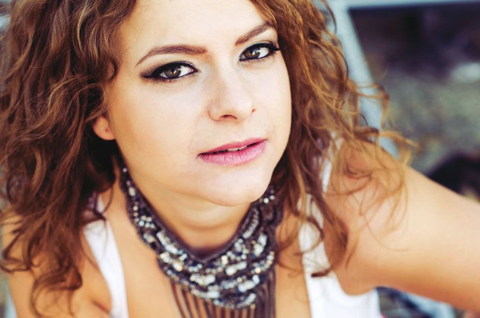 (►) Janka várja a halasiakat