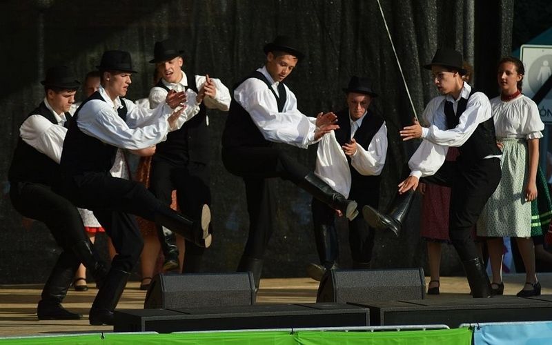 Hagyományőrzők és rockerek a Jánoshalmi Napokon