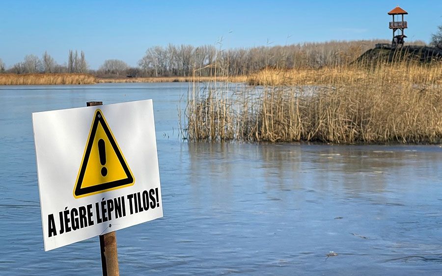 Veszélyes a jégre lépni, ne tegye!