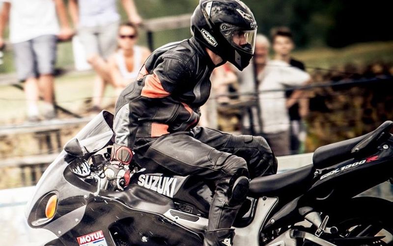 Háttal a világcsúcsért