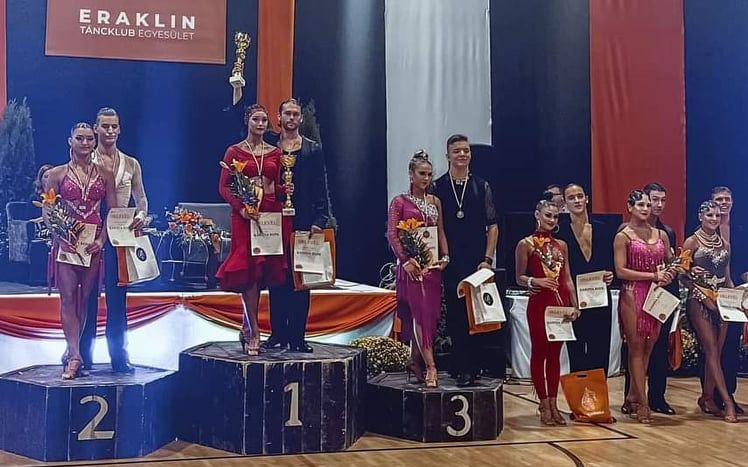 Hazai és nemzetközi stúdiós siker