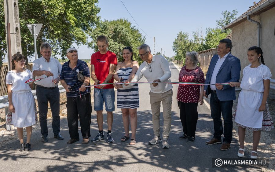 Új külterületi utak átadása Kelebián (galéria)