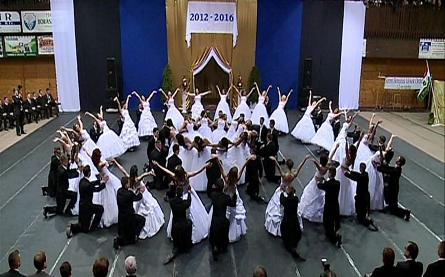 (►) Egy csodálatos este