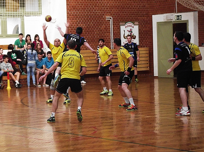 Ledőlt a Simontornya