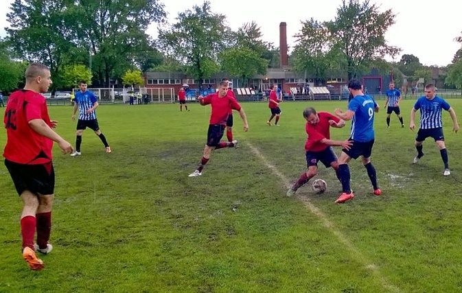 Esős ötös és bajnokavató