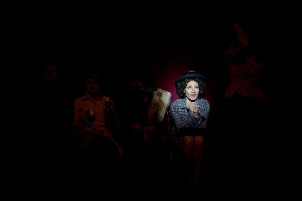 (►) Égben maradt repülő