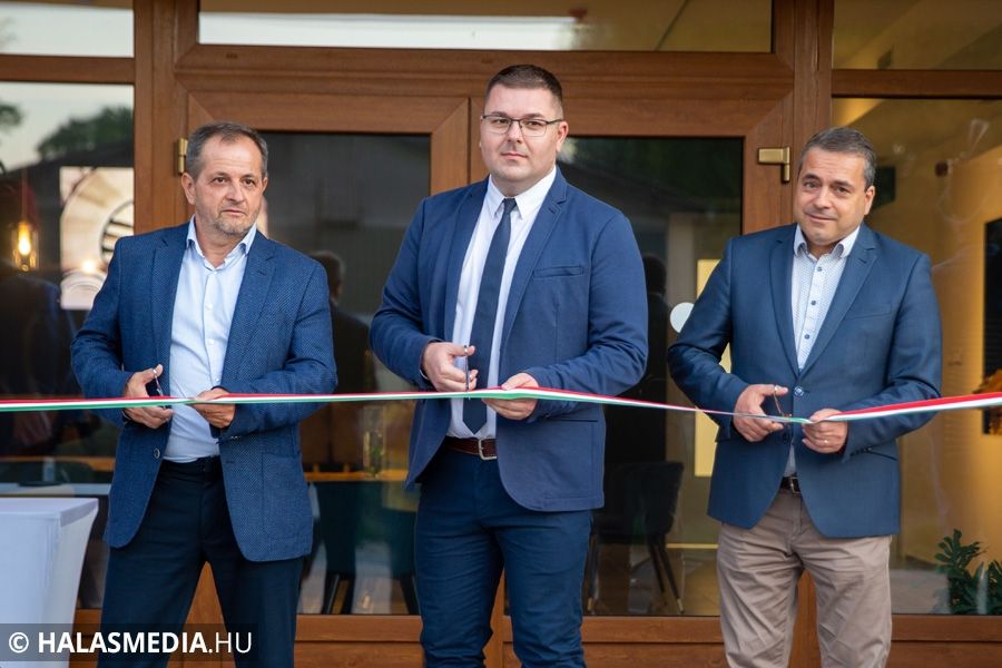 Átadták a Kincsem Házat (galéria)