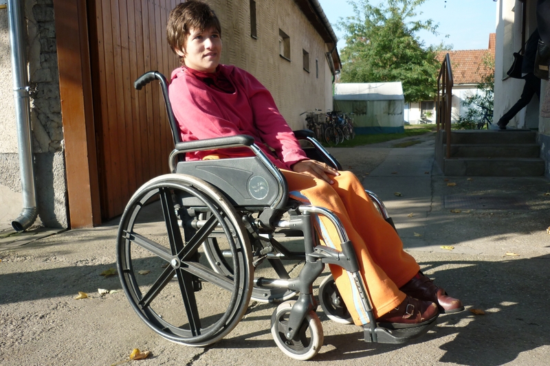 Nehéz helyzetben a kerekesszékesek