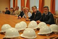 Félidőnél a kórházi beruházás