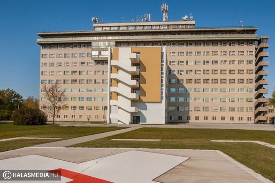 Korlátozásokkal, de lehet látogatni a kórházban fekvő betegeket