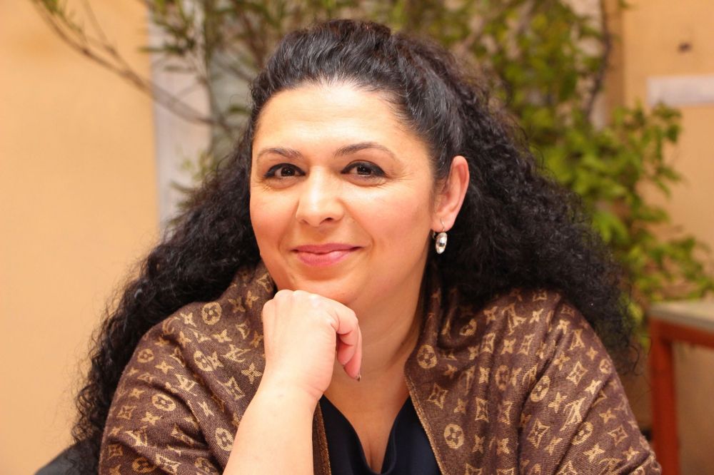 Legyen Köves Ágnes az év roma hőse!