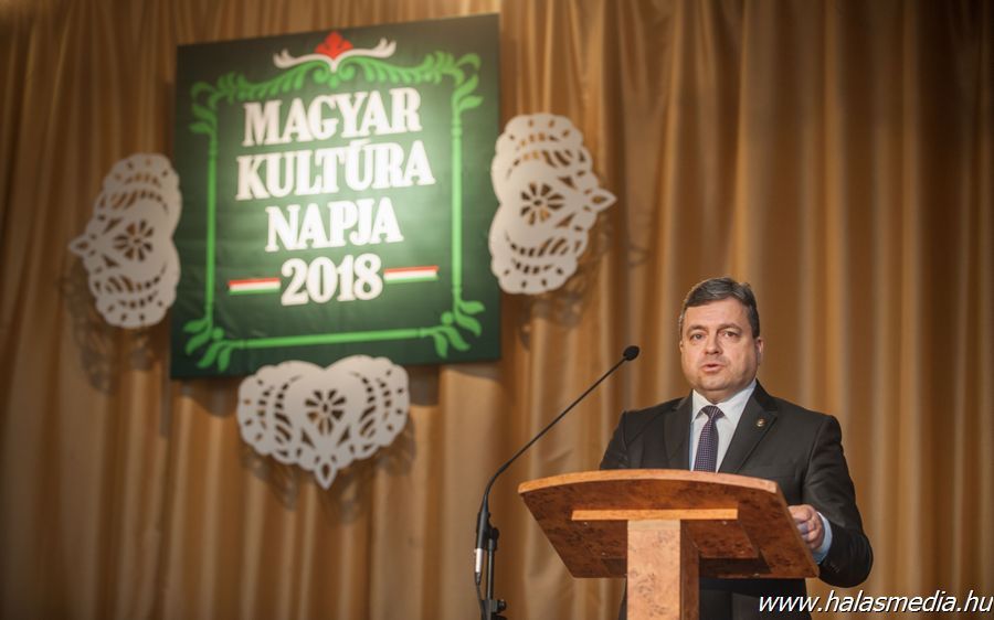 „A mi feladatunk kultúránk megőrzése