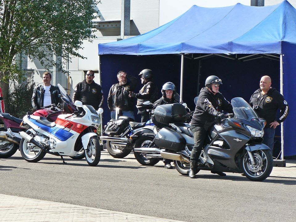 Tréningeztek a Konok Kunok