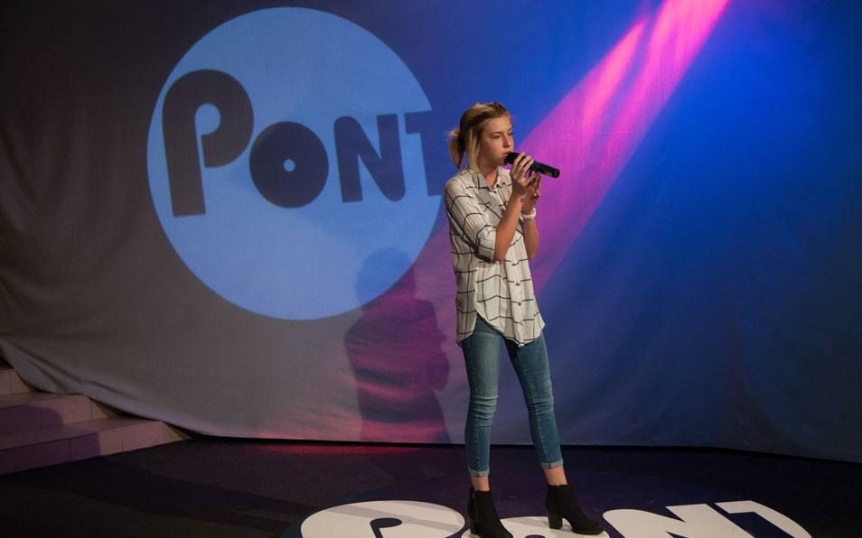 (►) Alexandra beénekelte magát a legjobbak közé