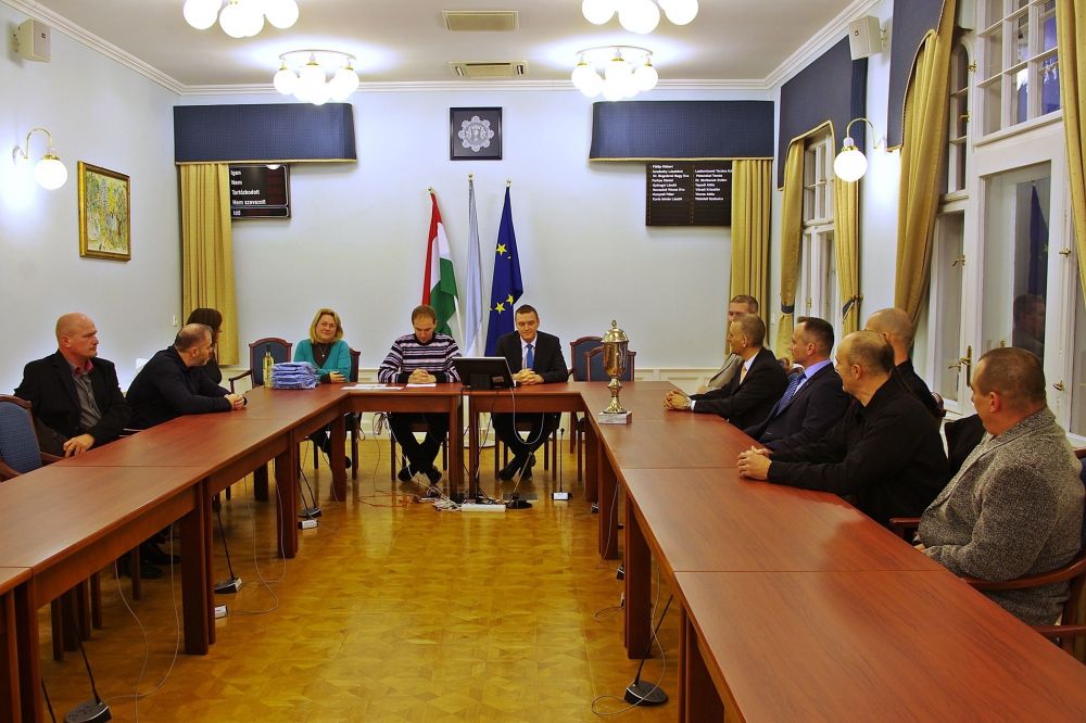 Bajnokköszöntő a városházán