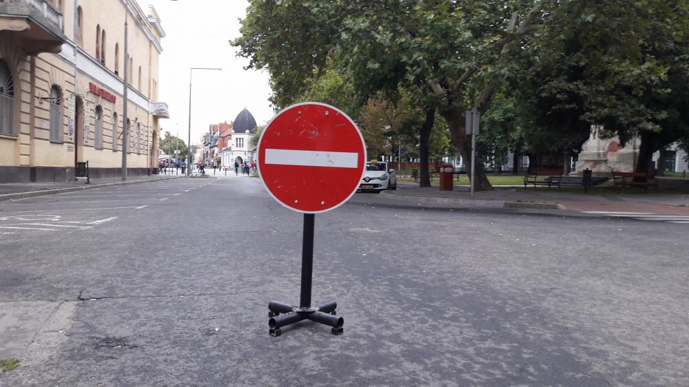 (►) Megkezdődtek a szüreti útlezárások