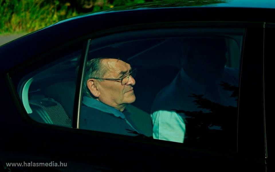 Az országgyűlés alelnöke migránsokat látogatott Halason