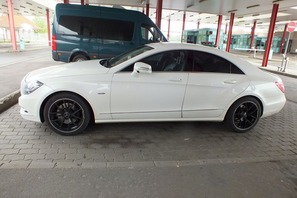 Körözött Mercit fogtak Tompán