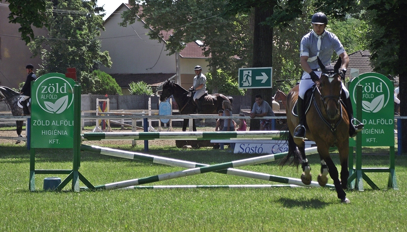 Gond nélküli rajt a Championátuson