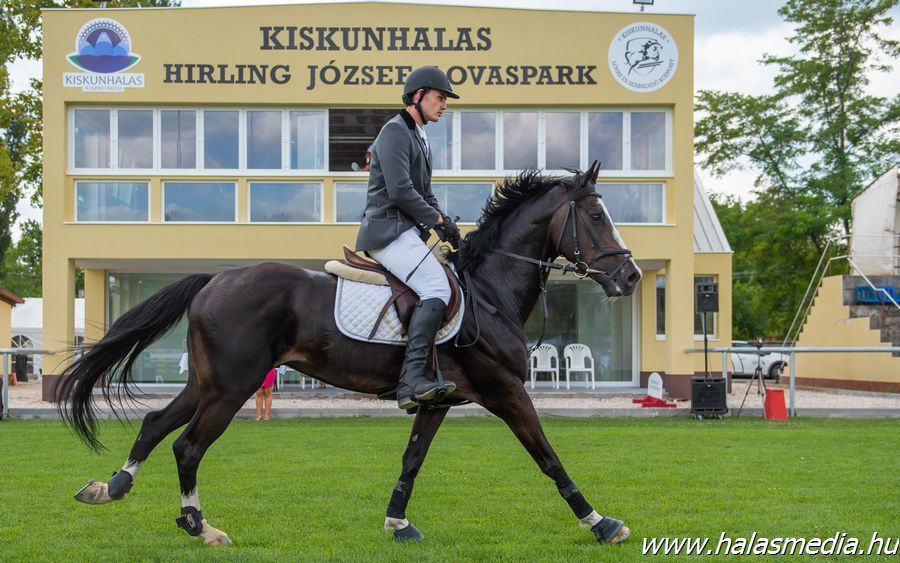 Lovas ünnep augusztus 19-én