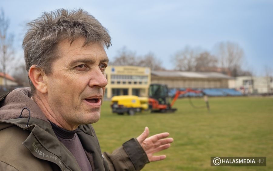 Talajmozgás a lovasparkban (galéria)