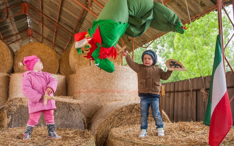 Játékos Szent György nap