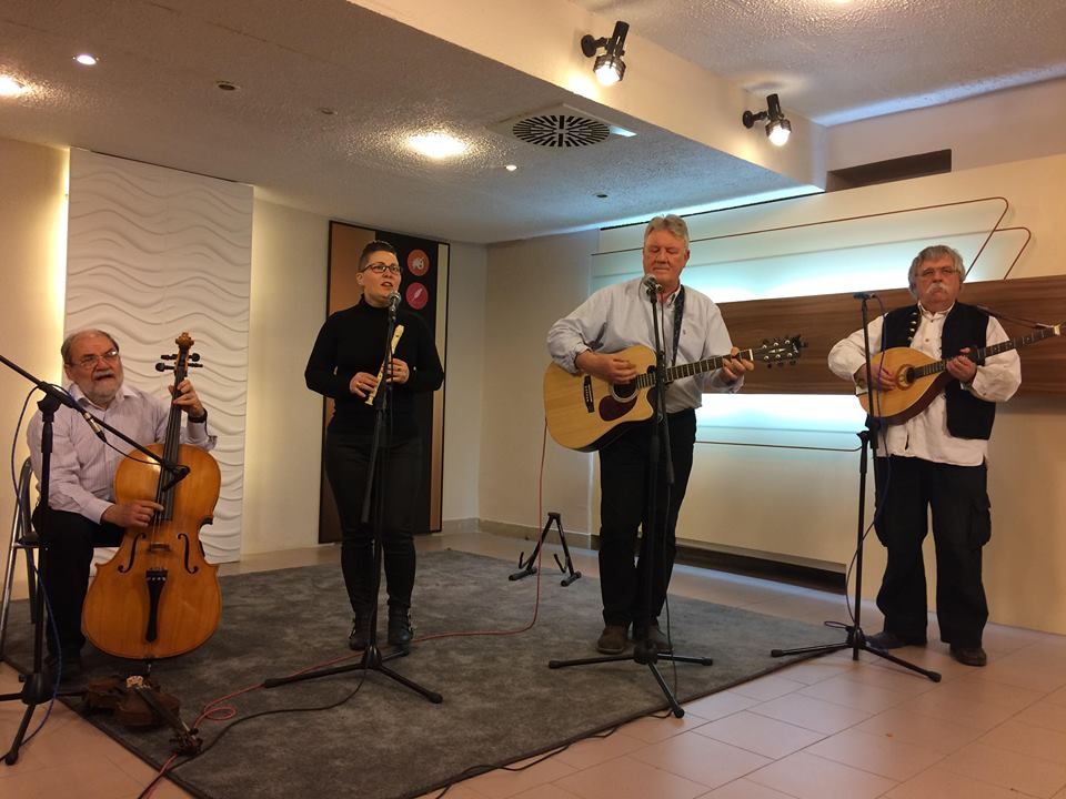 Bob herceg és Lyra ma este