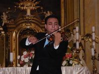 Állva tapsolt a közönség (videóval)