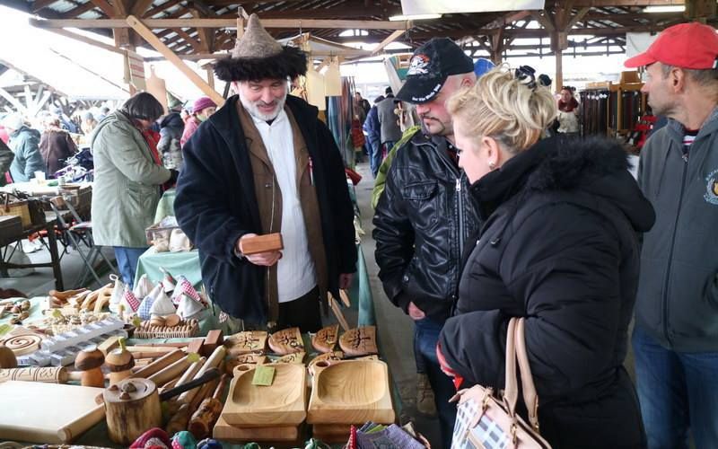 Magyarok hatalmas vására