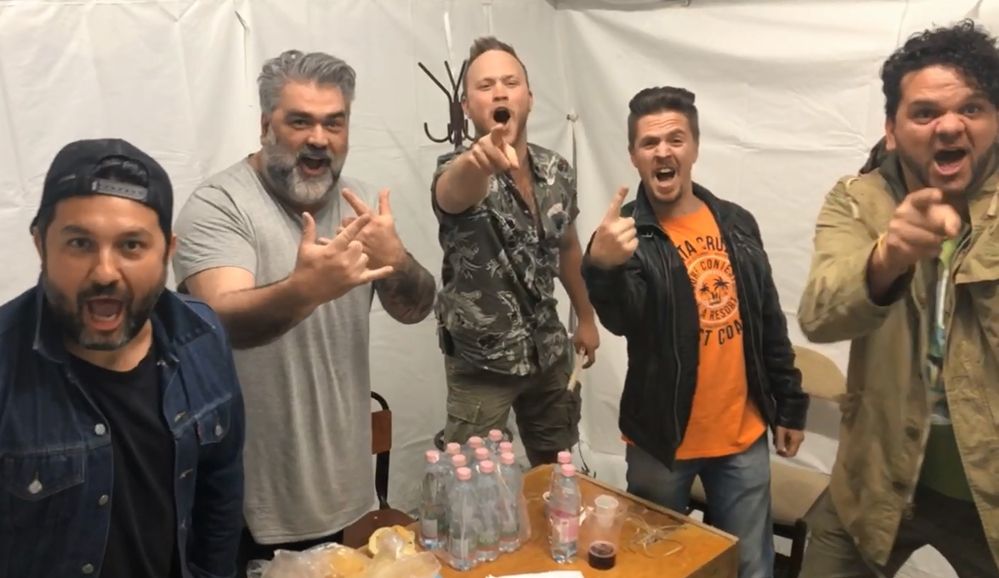 (►) Verset írt a halasiaknak a Magna Cum Laude