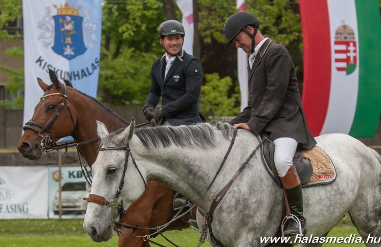 Dupla elsőségek napja