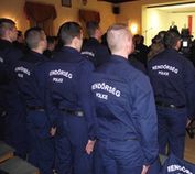 Készenléti rendőröket toboroznak