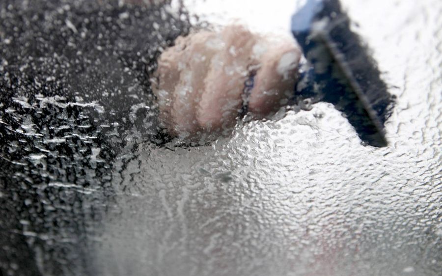 Jégpályák lehetnek az útjaink