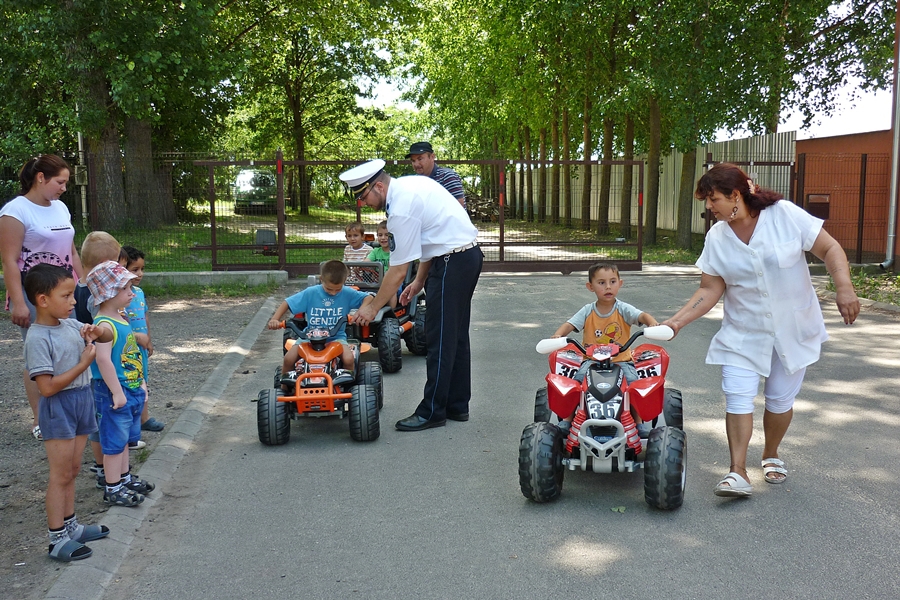 Játékosan a nyár veszélyeiről