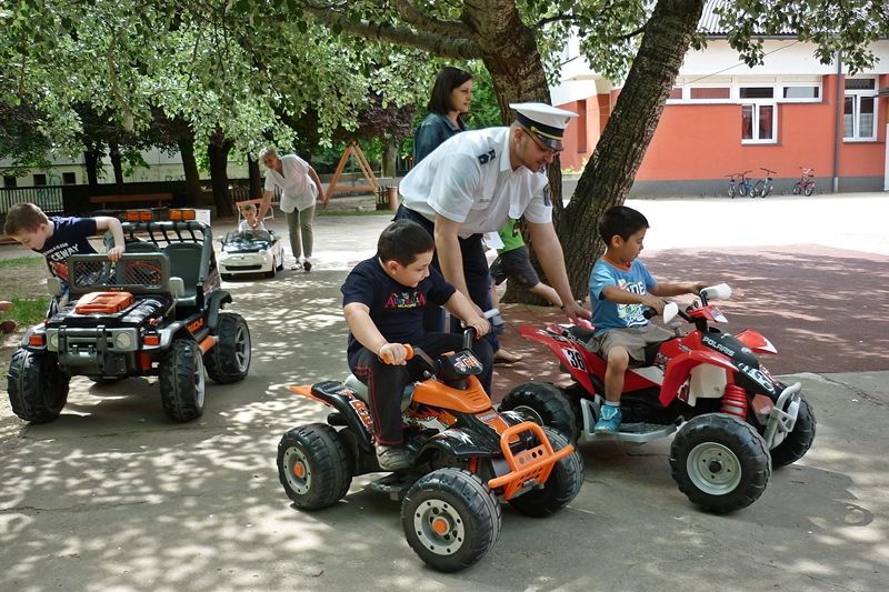 Ovijogsi - a helyes közlekedésre tanították a kicsiket