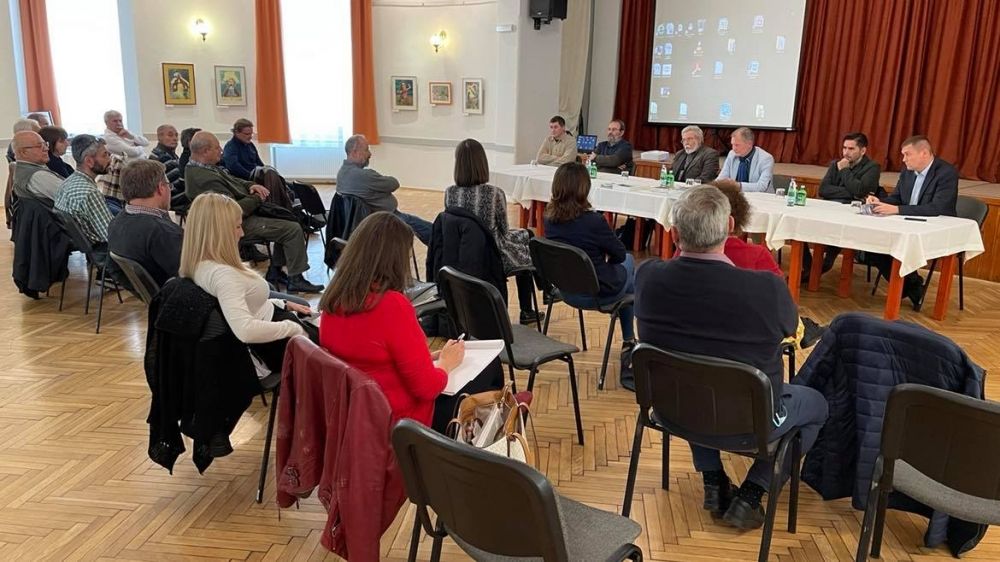 Halason tartott elnökségi ülést a megyei Építész Kamara